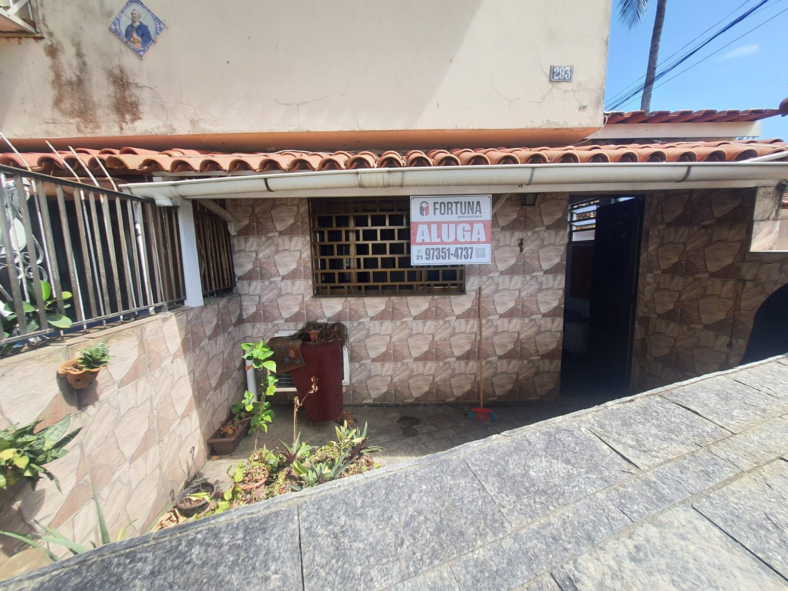 Apartamento tipo casa em frente à Praia dos Tamoios