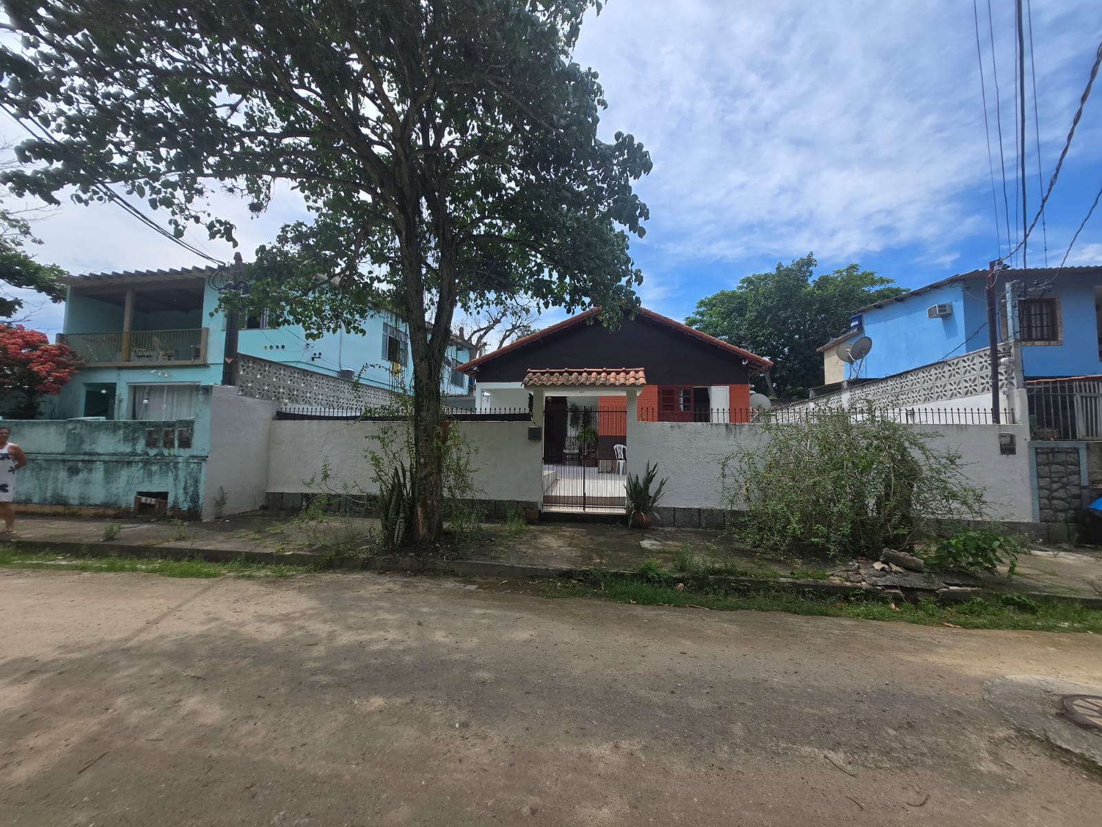 Ampla casa na Alambari Luz com Piscina e área gourmet Ampla casa na Alambari Luz com Piscina e área gourmet