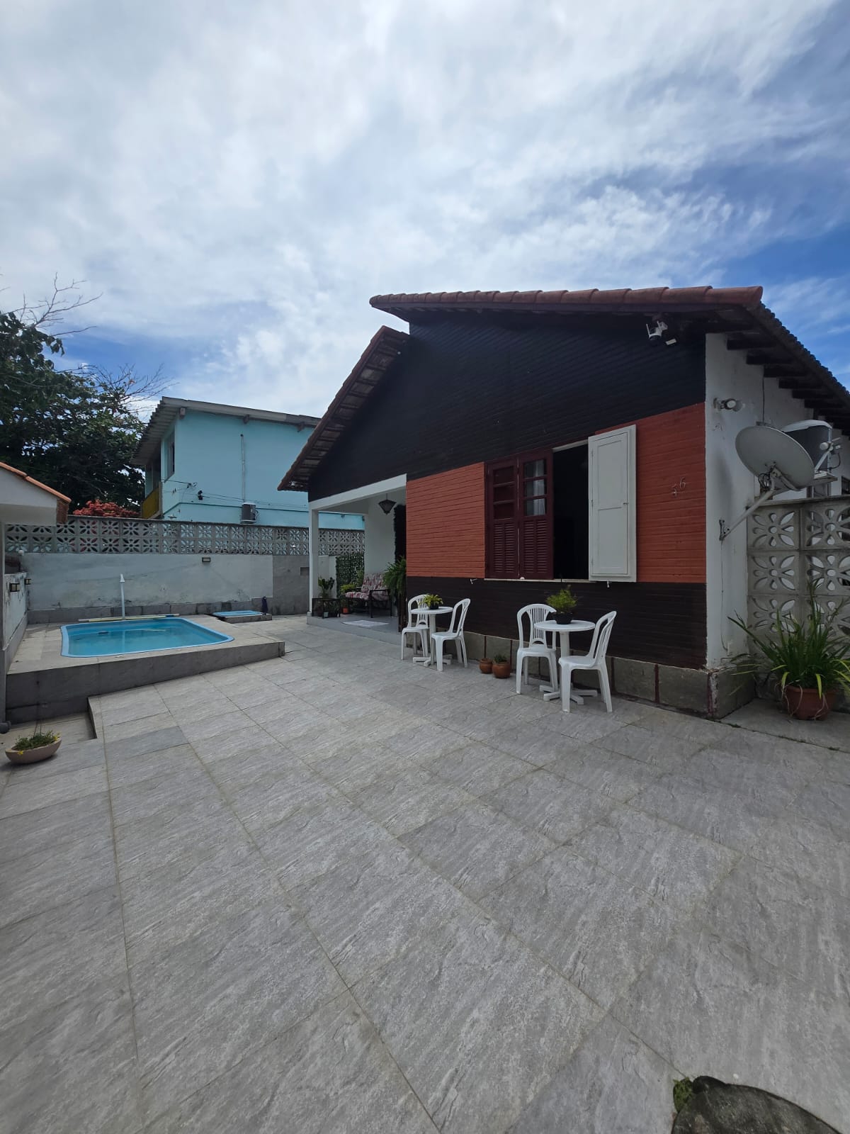 Ampla casa na Alambari Luz com Piscina e área gourmet