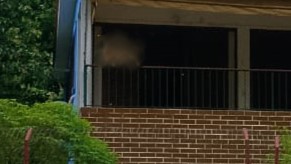 Porteira Fechada com piscina ! Casa Rua Luis de Andrade