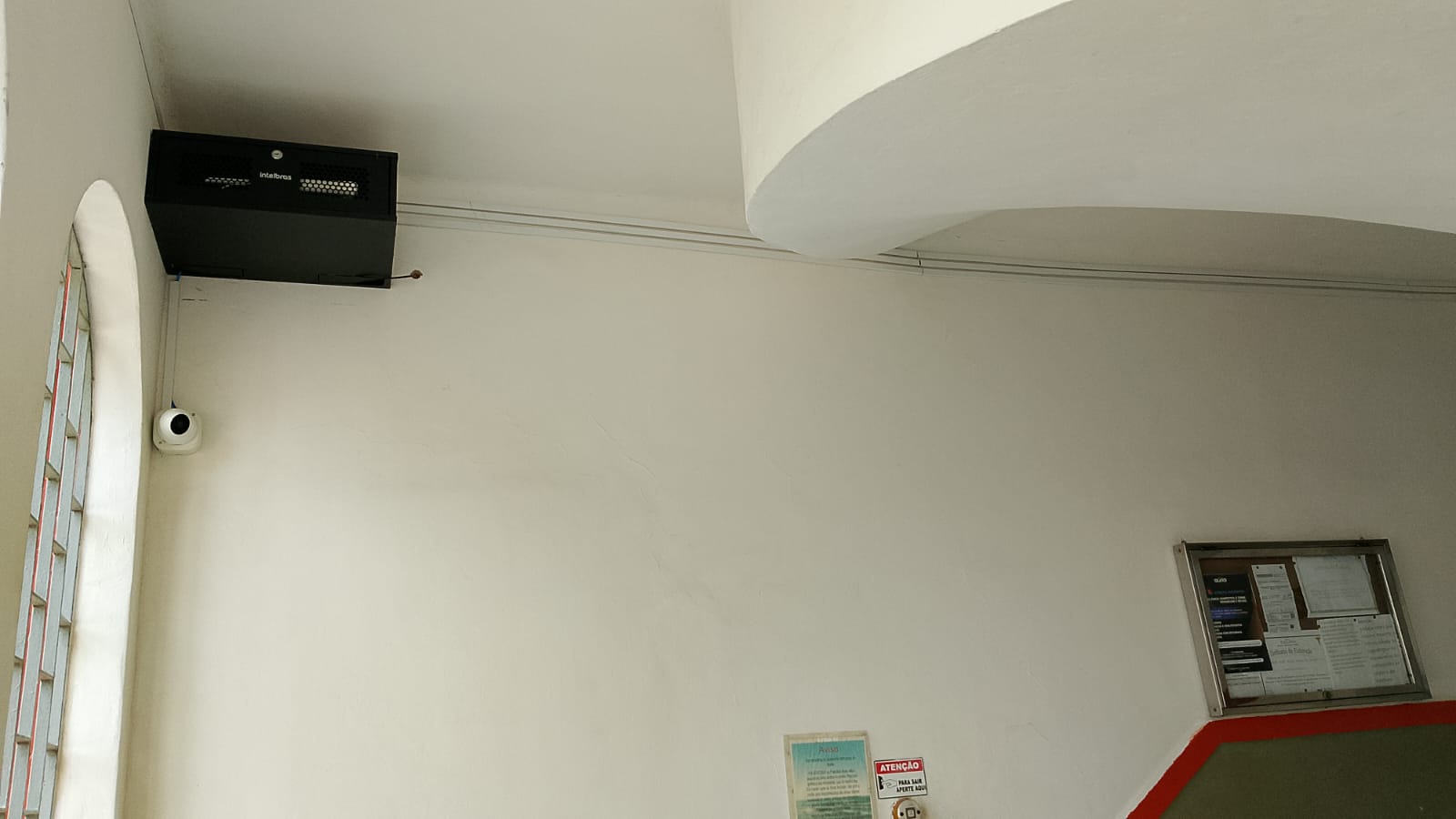 Lindo apartamento em condomínio fechado em Paquetá