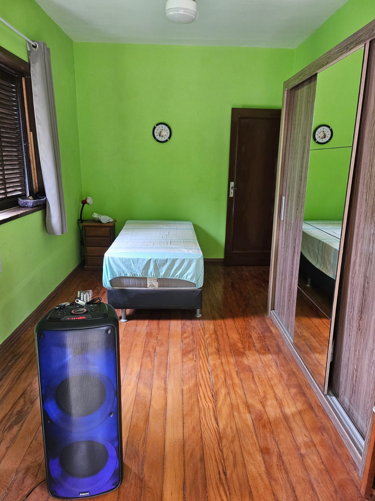 Porteira Fechada com piscina ! Casa Rua Luis de Andrade