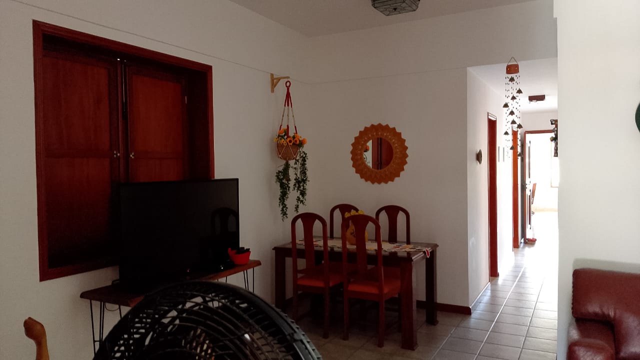 Linda casa com piscina – Porteira Fechada (com exclusão de alguns itens)